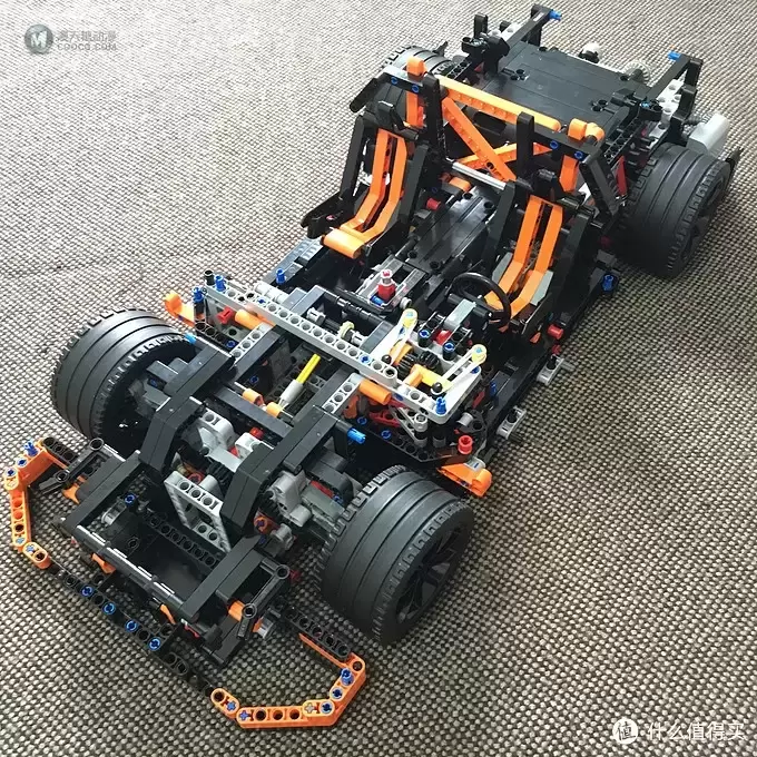 我的LEGO科技系列 篇一：买得起的保时捷 — 42056 Porsche 911 GT3