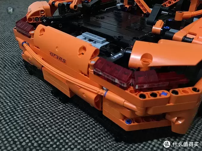 我的LEGO科技系列 篇一：买得起的保时捷 — 42056 Porsche 911 GT3