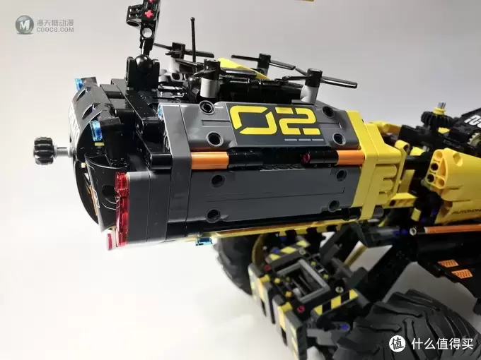 LEGO 乐高 拼拼乐 篇176：未来与现代的结合：42081 沃尔沃 ZEUX 概念式装载机