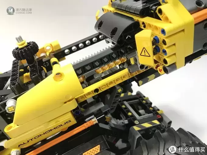 LEGO 乐高 拼拼乐 篇176：未来与现代的结合：42081 沃尔沃 ZEUX 概念式装载机