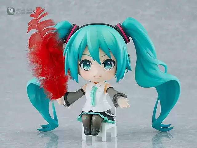 「初音未来」红羽毛共同募捐运动黏土人开始预定