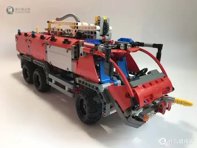 乐高还能这么拼： 复刻 LEGO 乐高 科技 42068 机场消防车