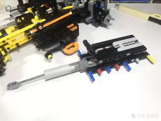 LEGO 乐高 拼拼乐 篇176：未来与现代的结合：42081 沃尔沃 ZEUX 概念式装载机