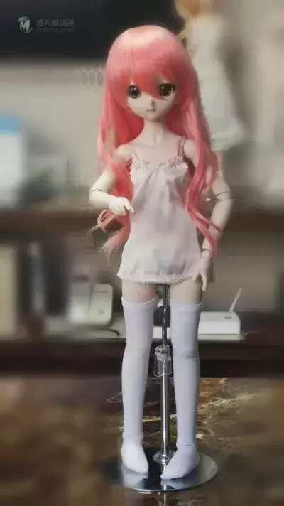 Dollfie Dream 零之使魔 露易丝·法兰西斯·露·布朗·杜·拉·瓦利埃尔