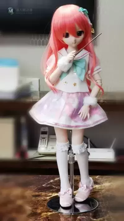 Dollfie Dream 零之使魔 露易丝·法兰西斯·露·布朗·杜·拉·瓦利埃尔