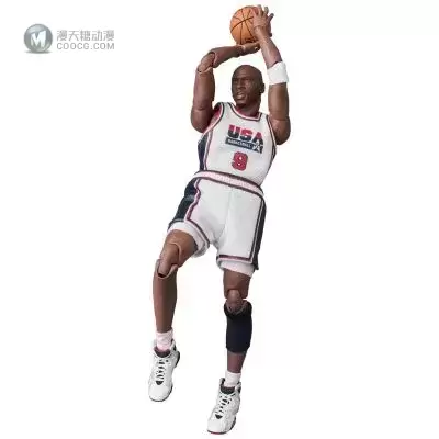 MAFEX No.132 迈克尔 · 乔丹 (1992 TEAM USA)