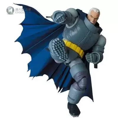 MAFEX No.146 蝙蝠侠 黑暗骑士归来 重甲蝙蝠侠