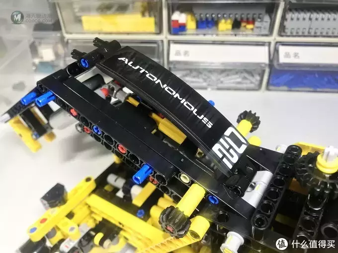 LEGO 乐高 拼拼乐 篇176：未来与现代的结合：42081 沃尔沃 ZEUX 概念式装载机